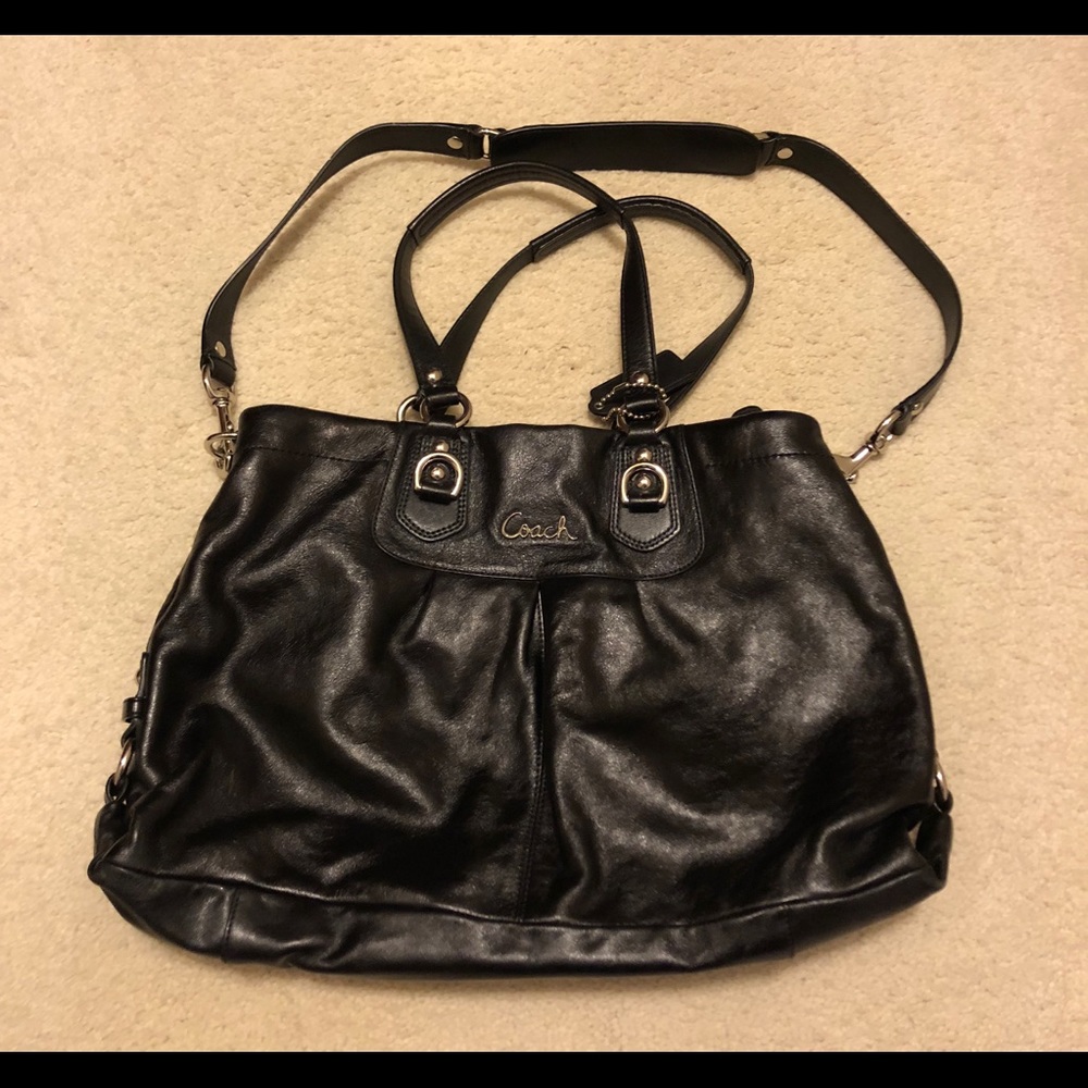 Coach shoulder/handbag